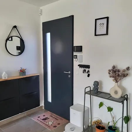 Maison Au Pied Du Mont Ventoux Holiday home Saint-Pierre-de-Vassols